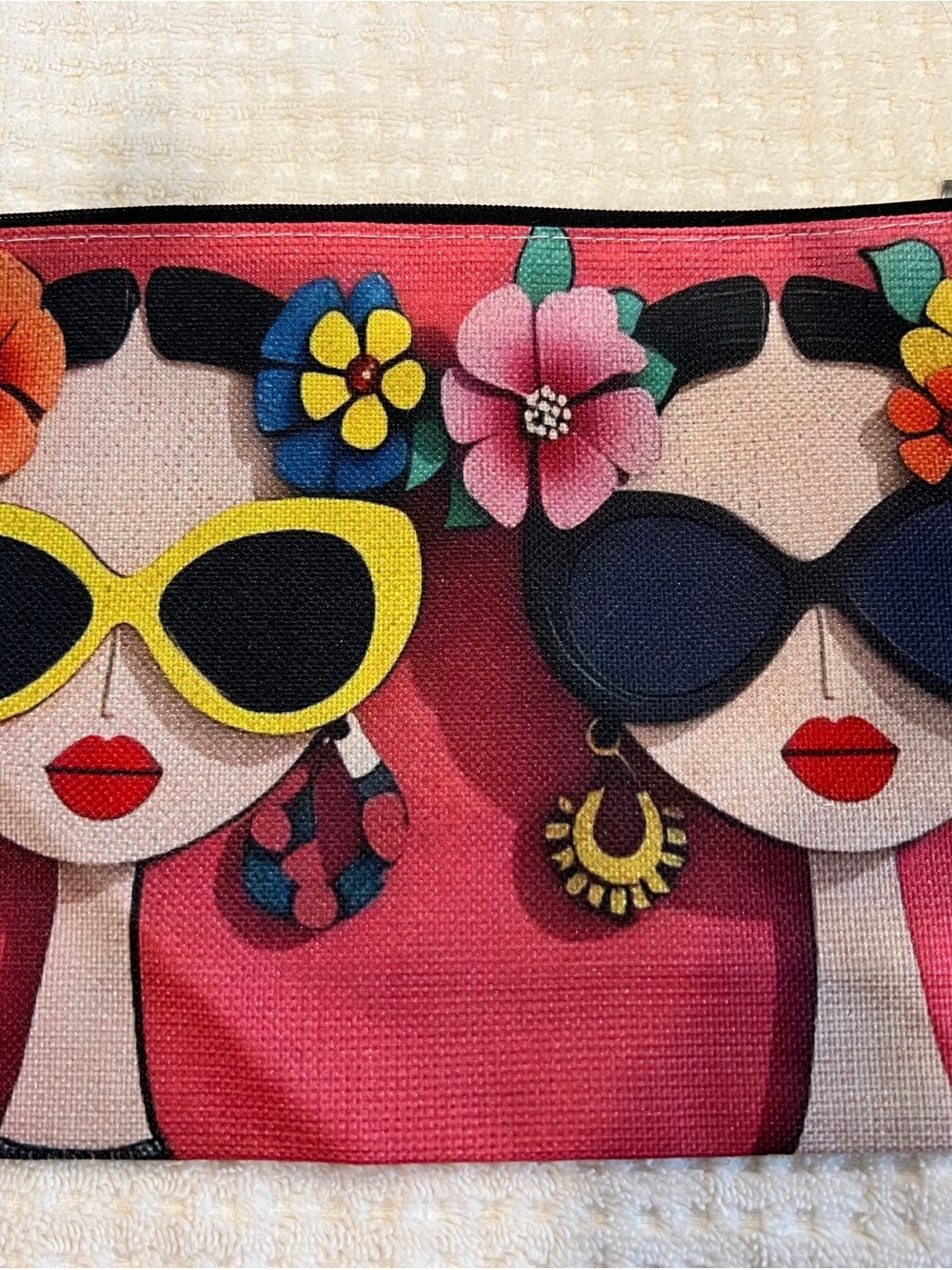 Stylish Pink Floral Sunglass-Print Women’s Pouch make up bag